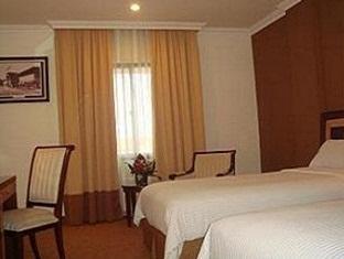 Semarak International Hotel Medan Exterior photo